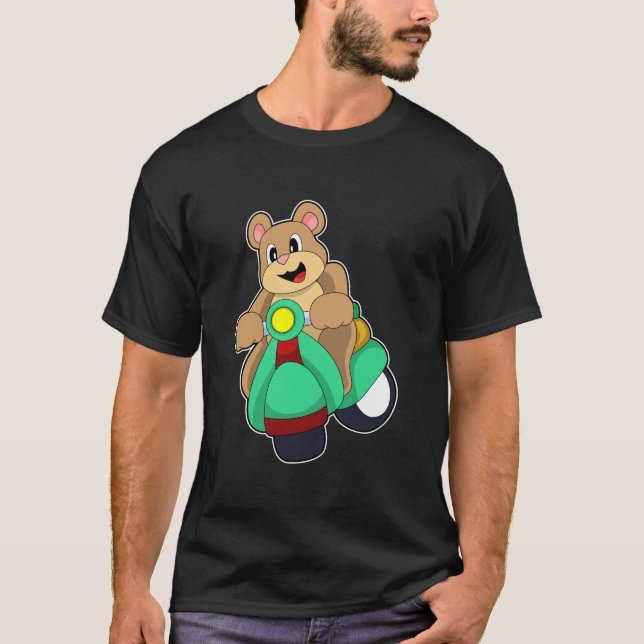 Camiseta Oso como motociclista con Scooter.PNG (Anverso)