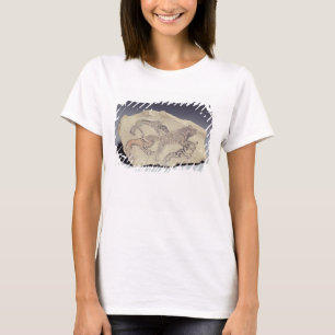 Camiseta Ostracon que representa un perro que persigue un
