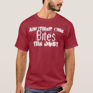 Camiseta Otro muerde el polvo
