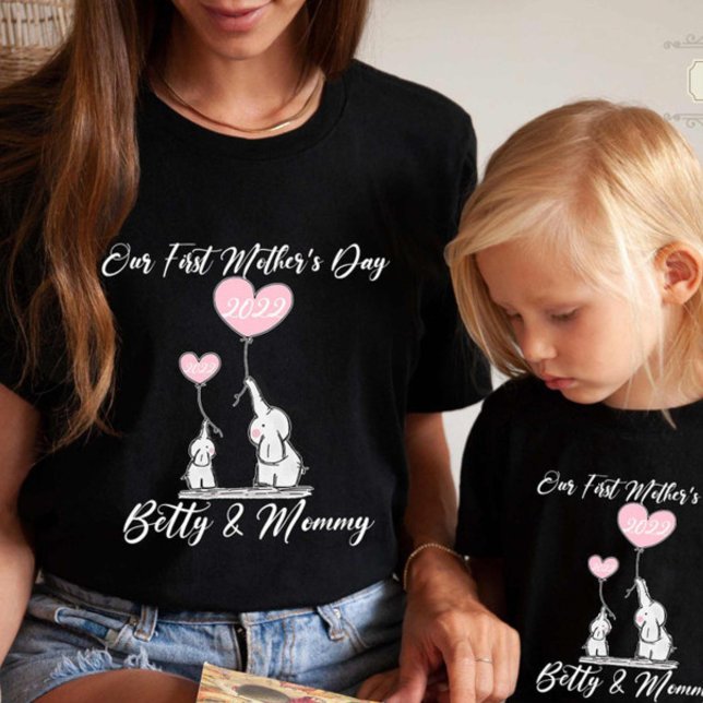 Camiseta Our First Mother's Day, Matching Mommy And Me T-Sh (Subido por el creador)