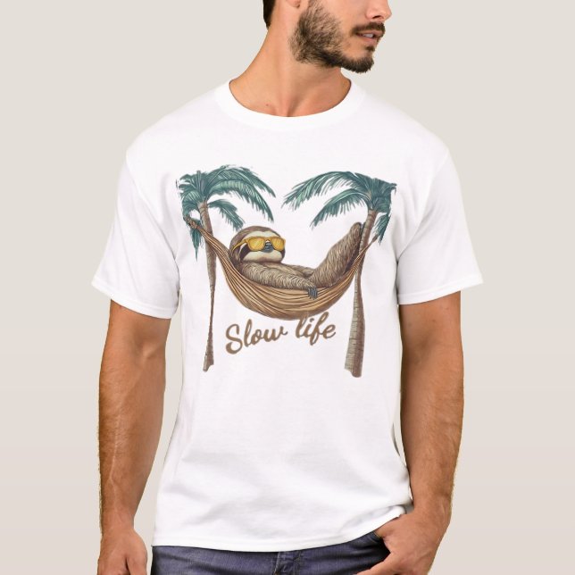 Camiseta oversize de perezoso relajado en hamaca (Anverso)