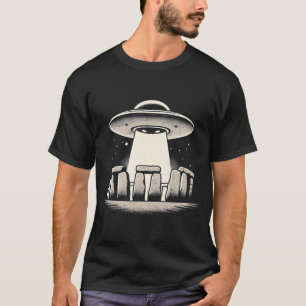 Camiseta OVNI en Stonehenge