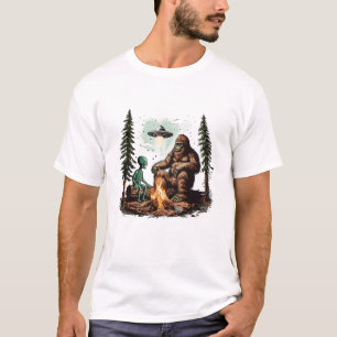 Camiseta OVO de pie grande Alien Campfire Senderismo Sasqua