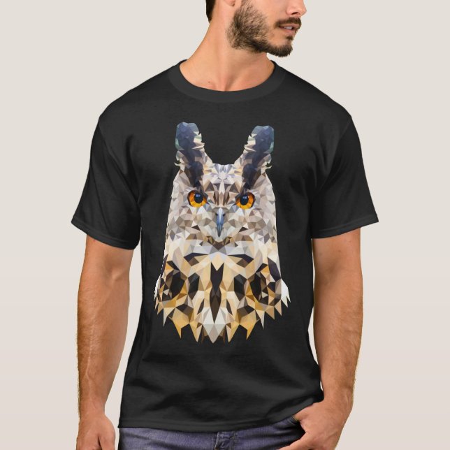 Camiseta Owl Motive  Proud Owl in Polygon Style  WPAP Owl P (Anverso)