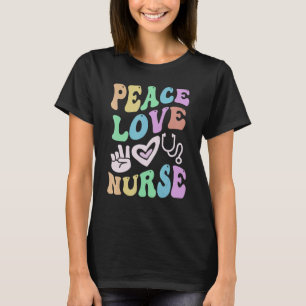 Camiseta PAACE LOVE NURSE Retro Wellness Groovy School
