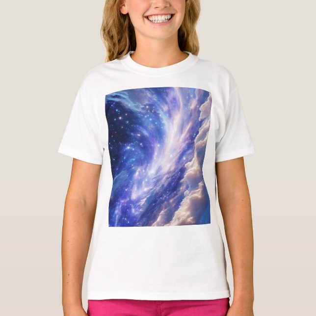 Camiseta Paisaje Cósmico: Nebulosa giratoria y noche estrel (Anverso)