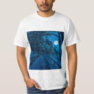 Camiseta Paisaje invernal con pinar cubierto de nieve