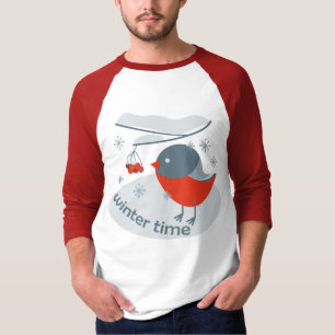 Camiseta Pájaro bullfinch de invierno y bayas rojas T-Shi