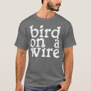 Camiseta pájaro en un cable