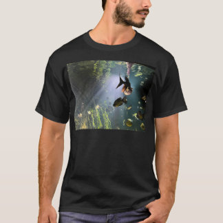Camiseta Pájaros nadando en el acuario de Tennessee