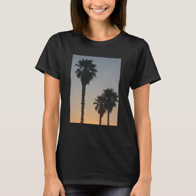 Camiseta Palmeras al Atardecer (Anverso)