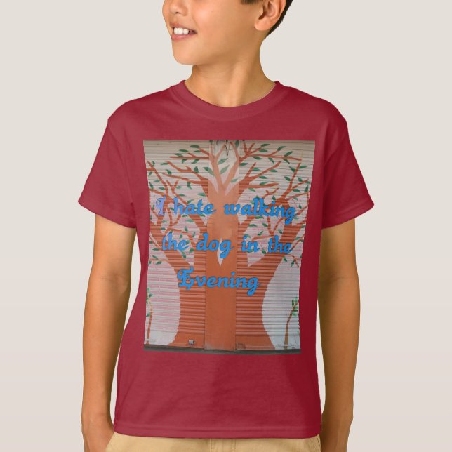 Camiseta "Pan de Perro por la noche" - Odio andar por el pe (Anverso)