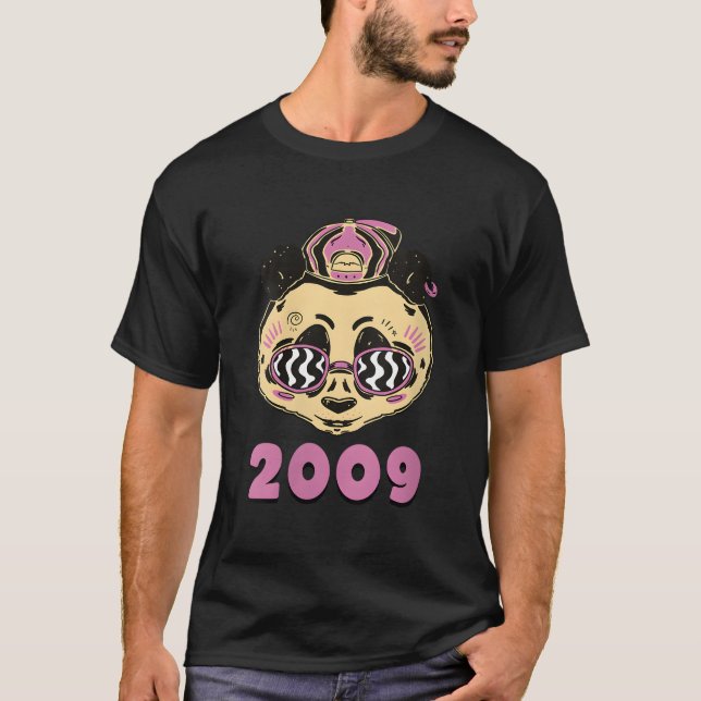 Camiseta Panda Animal Awesome Since 2009 (Anverso)