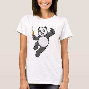 Camiseta Panda en la vacunación con jeringas