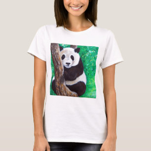 Camiseta Panda en una pintura de árbol