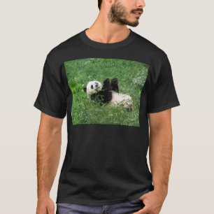 Camiseta Panda gigante que gandulea comiendo el bambú