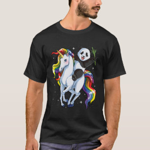 Camiseta Panda montando el arcoiris de unicornio