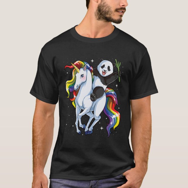 Camiseta Panda montando el arcoiris de unicornio (Anverso)