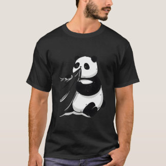 Camiseta Panda Sonándose la Nariz en la Mesa de Mamá