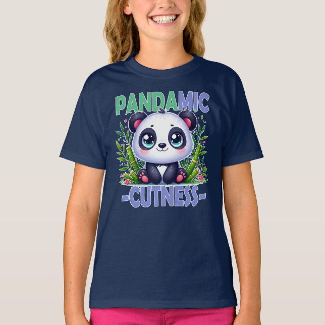 Camiseta Pandamic Cuteness. Personalizado Cute baby Panda (Anverso)