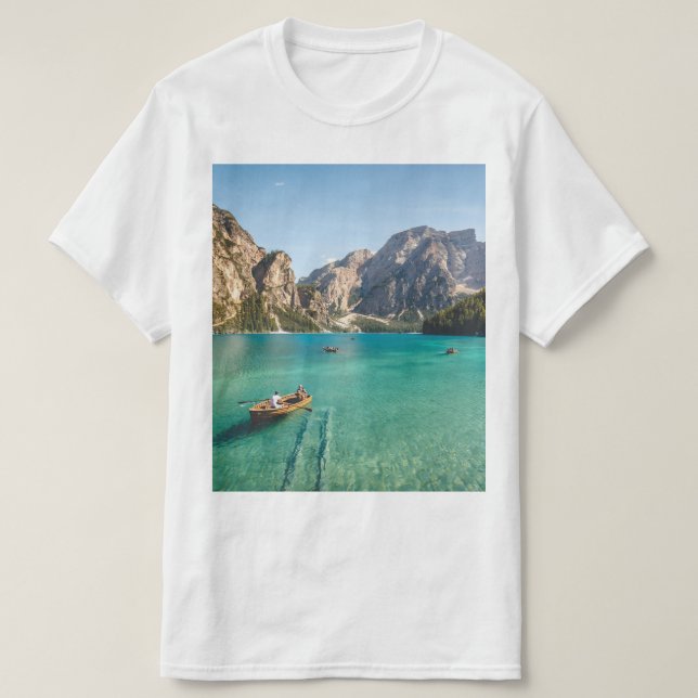 Camiseta panorámica de Mountain Lake Adventure (Diseño del anverso)