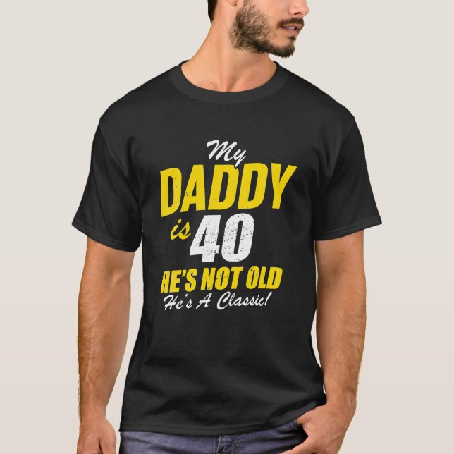 Camiseta Papá 40. Clásico de cumpleaños 40 (Anverso)