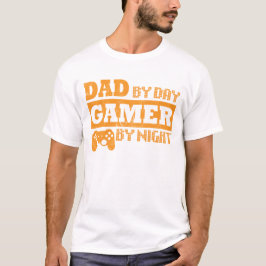 Camiseta Papa By Day Gamer By Night
