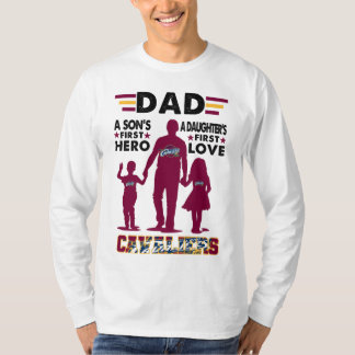 Camiseta Papá, el primer héroe de un hijo, el primer amor d