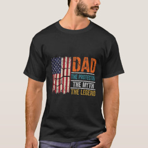 Camiseta Papá El Protector El Mito La Leyenda