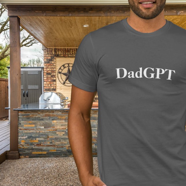 Camiseta Papá es gracioso cumpleaños, GPT impulsado por Chi (Subido por el creador)
