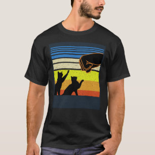 Camiseta Papá Gato y Mamá Choque de Puños por Fur Daddy y M