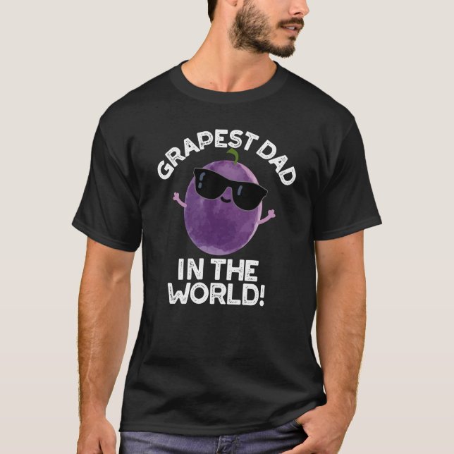 Camiseta Papá Grapé En El Mundo Funny Fruit Pun Dark BG (Anverso)