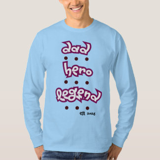 Camiseta Papá. Hero. Leyenda. | Tipografía negrita Manga la