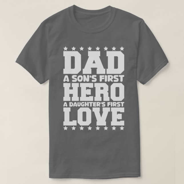 Camiseta papá hijos primer héroe hijas primero amor 1 (Diseño del anverso)