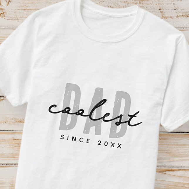 Camiseta Papá más frío desde el 20XX Preppy simple moderno (Subido por el creador)