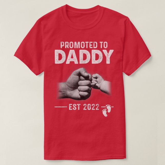 Camiseta Papá Nuevo Pronto Será Promocionado A Papi 2022 (Diseño del anverso)