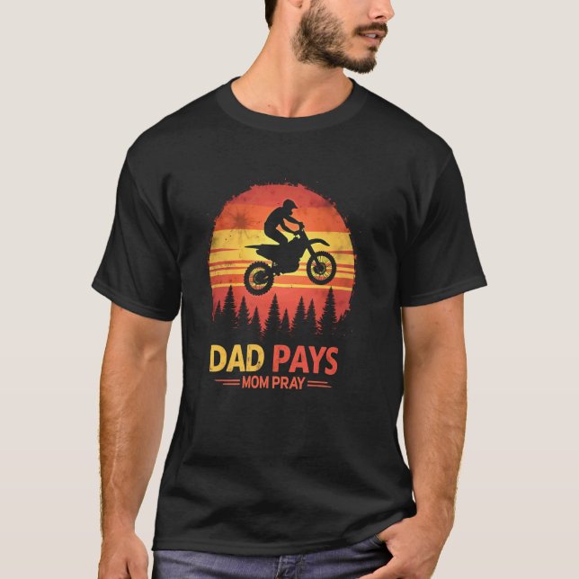 Camiseta Papá Paga Mamá Reza (Anverso)