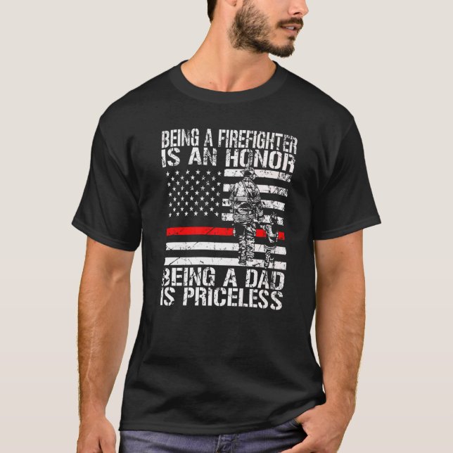 Camiseta Papá, un bombero, es un bombero sin precio (Anverso)