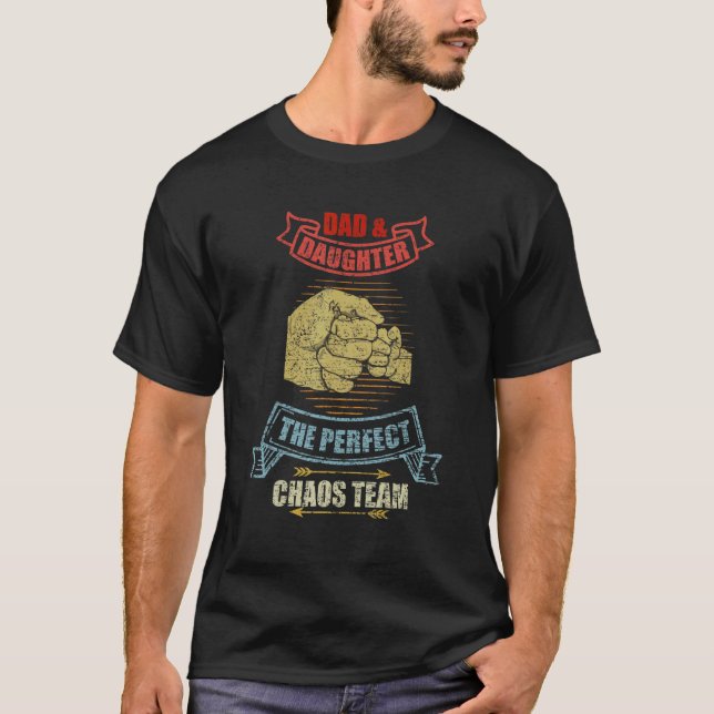 Camiseta Papá y la hija: La vieja vieja del equipo del caos (Anverso)