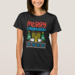 Camiseta Papel higiénico de Feliz Chrismukkah Navidad Regal<br><div class="desc">Papel higiénico Chrismukah Navidad Camisa de regalo</div>