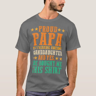Camiseta Papel orgulloso del abuelo de la nieta
