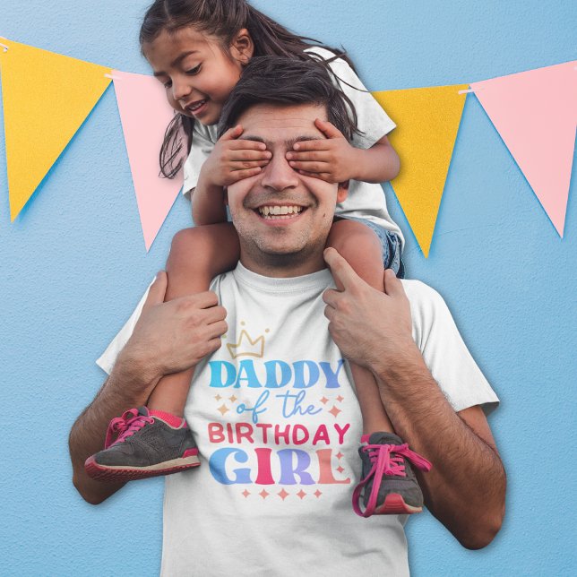 Camiseta Papi del Chica de Cumpleaños (Daddy of the Birthday Girl Multicolor men T-Shirt)