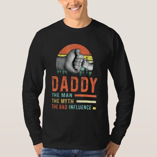 Camiseta Papi El Hombre El Mito La Mala Influencia (Anverso)