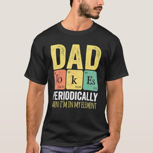 Camiseta Papi   LE CUENTO CHISTES DE PAPÁ PERIÓDICAMENTE Dí (Anverso)
