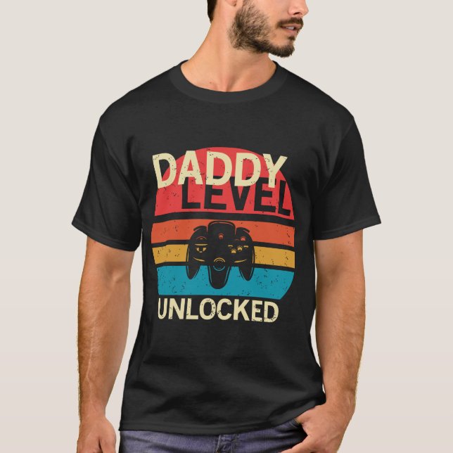 Camiseta Papi Level Desbloqueó a un nuevo papá divertido, d (Anverso)