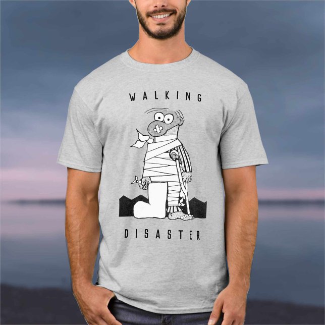Camiseta Para el hombre que es un desastre para caminar (Subido por el creador)