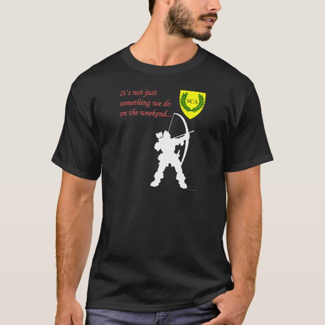 Camiseta para hombre del tiro al arco del negro (Anverso)