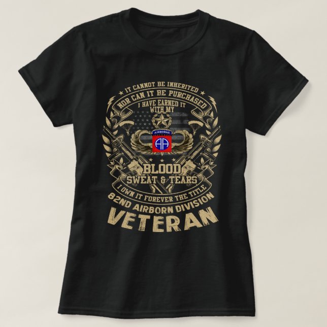 Camiseta Para Siempre El Título 82º Veterano De División Aé (Diseño del anverso)