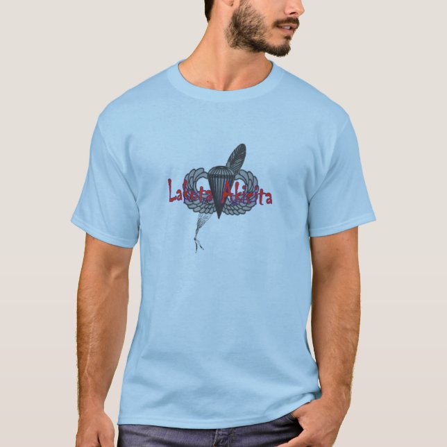 Camiseta Paracaidista de Lakota Akicita (Anverso)