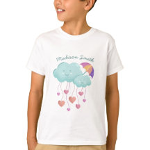 Paraguas coloridos con nubes cúpulas